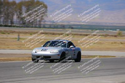 media/Jun-05-2022-CalClub SCCA (Sun) [[19e9bfb4bf]]/Around the Pits/